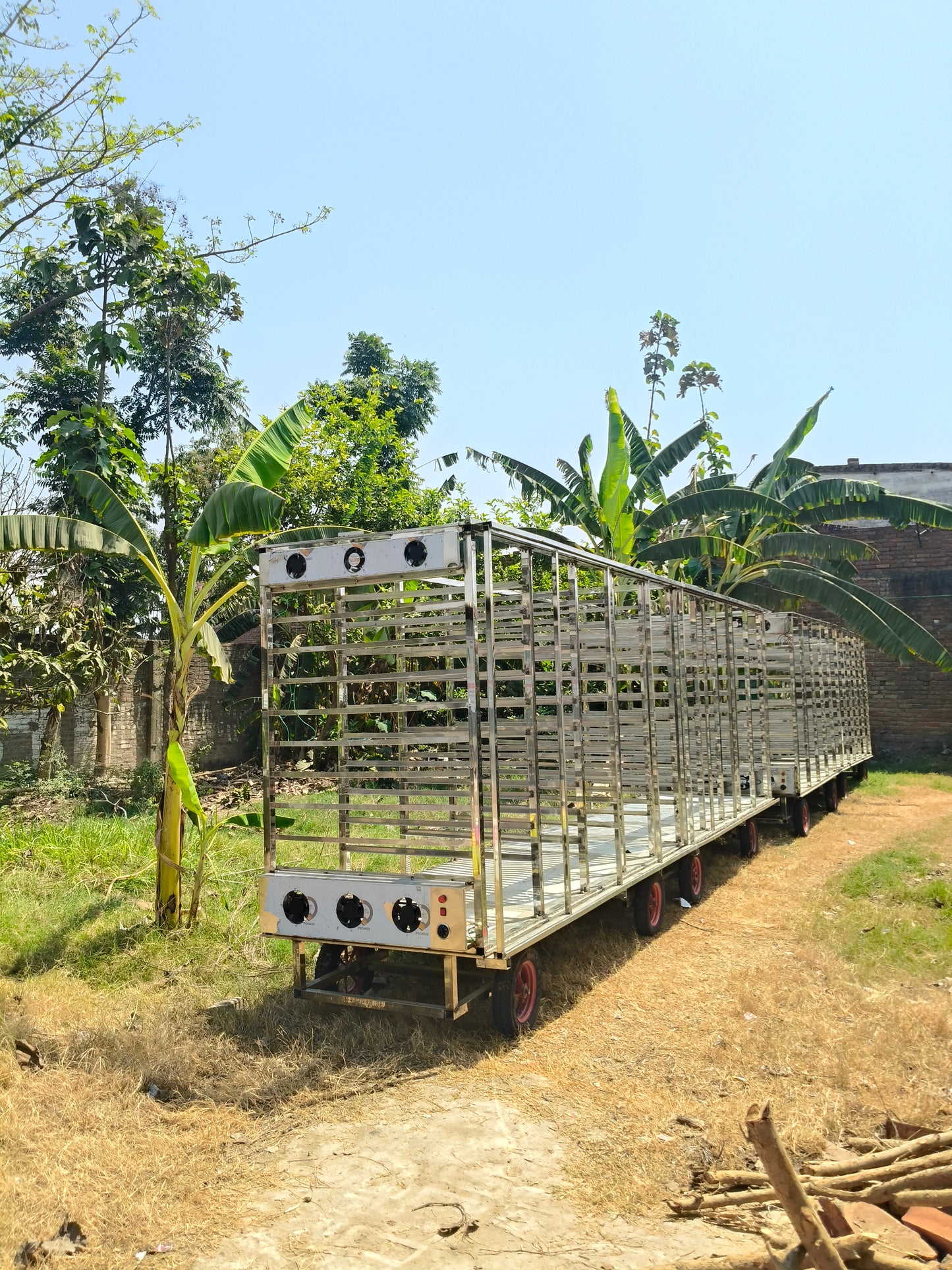 Bhojpatta Pragati-500H Hybrid Solar Dryer – 500 KG Capacity